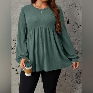 Purchased off SHEIN says it’s an OXL(12) but it’s more like a 16 when trying on.